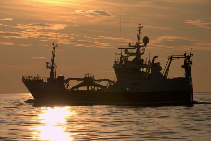 Fischtrawler kurz vor dem Nordkap